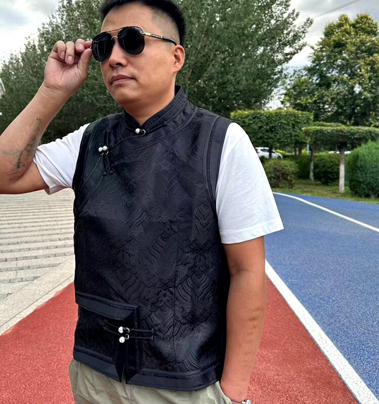 ETHNIC CHARACTERISTICS: MENS HANDMADE VEST MONGOLIAN TRADITIONAL HIGH-GRADE LINING SHOULDER BLUE WHITE REVERSIBLE VEST