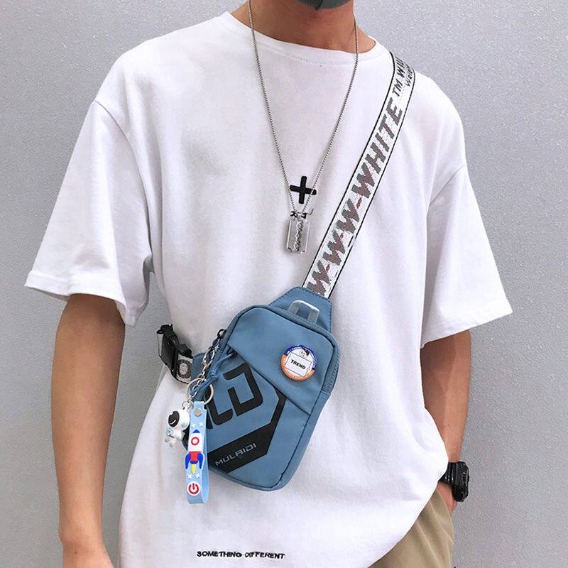 小挎包男士胸包潮流ins日系个性时尚潮牌斜挎包男休闲迷你手机包 - 实物图