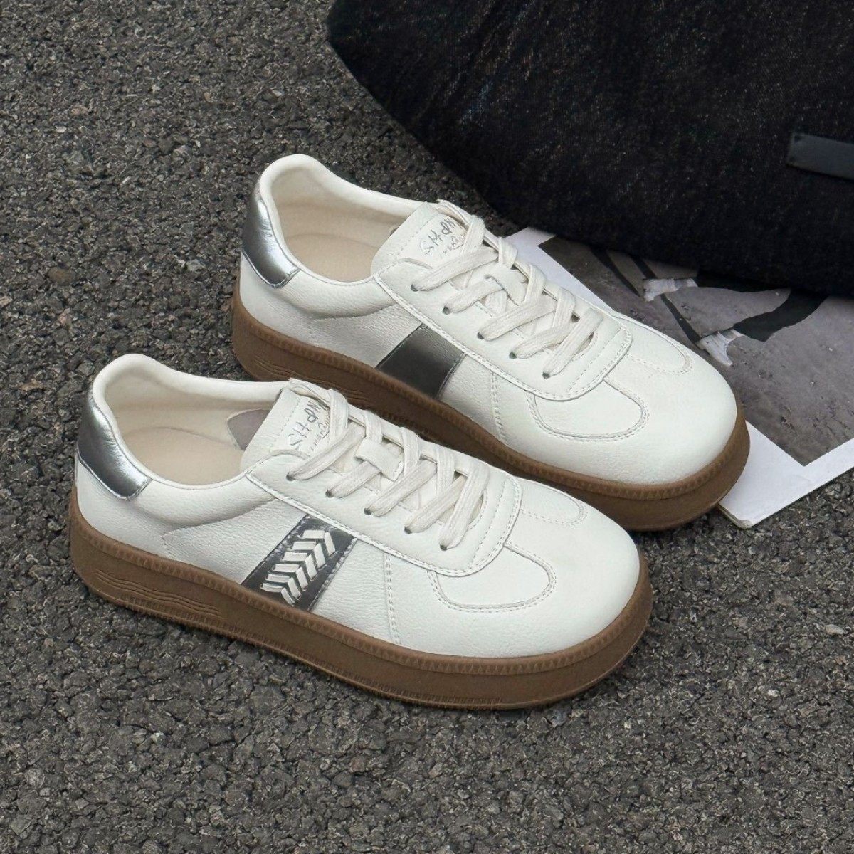 复古真皮厚底德训鞋女2026春季新款时尚百搭舒适简约休闲运动板鞋,女鞋,时尚休闲鞋,淘宝优惠券,粉丝福利购,淘宝优惠卷