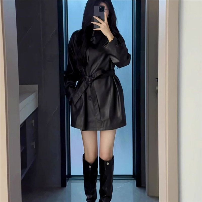 黑色复古时髦皮衣外套女装秋季宽松高级感系带廓形中长款大衣气质