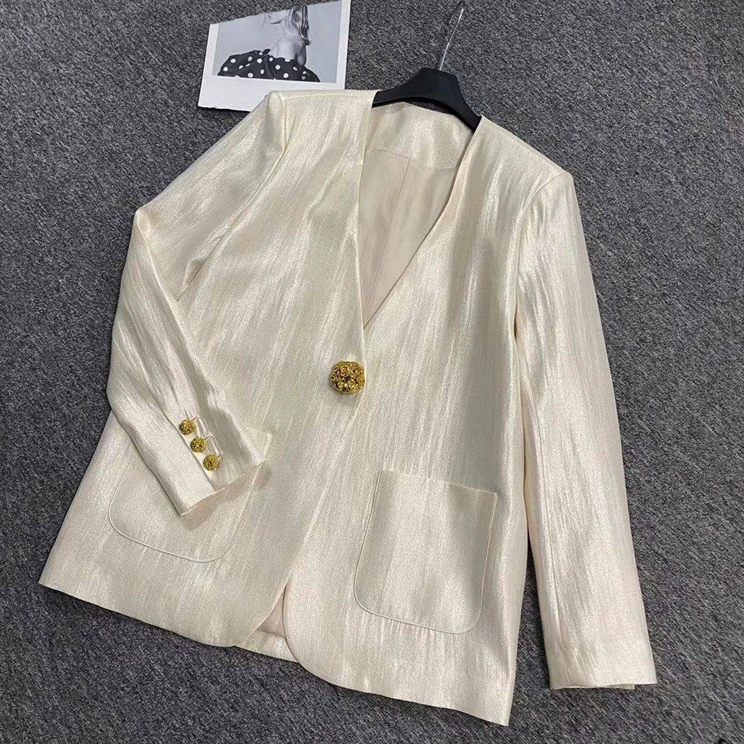 2025通勤风小众高级感气质轻奢一粒金属扣薄西装外套女高级感西装