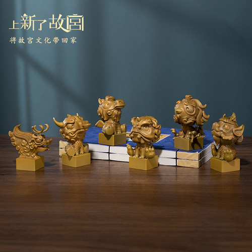 上新了故宫坐阵系列铜摆件新品