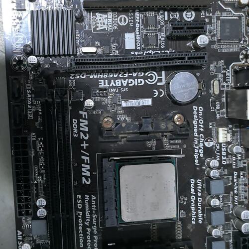 议价-可维修技嘉GA-F2A68HM-DS2主板，FM2+接口，支持A