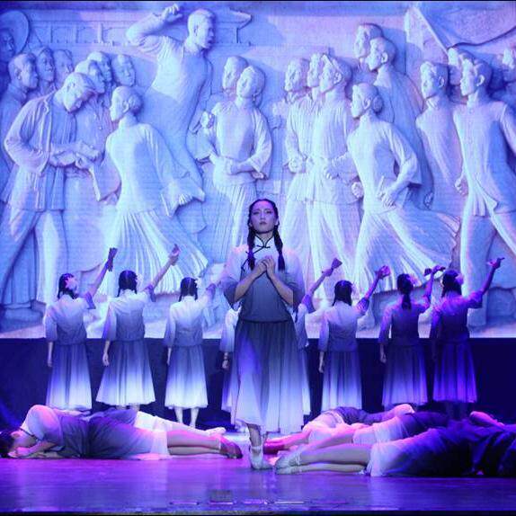 民国学生舞蹈沁园春雪演出服装五四青年民族服追忆1911表演服女群