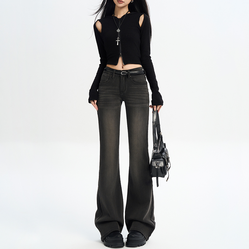 黑灰不贴腿微喇裤女2025