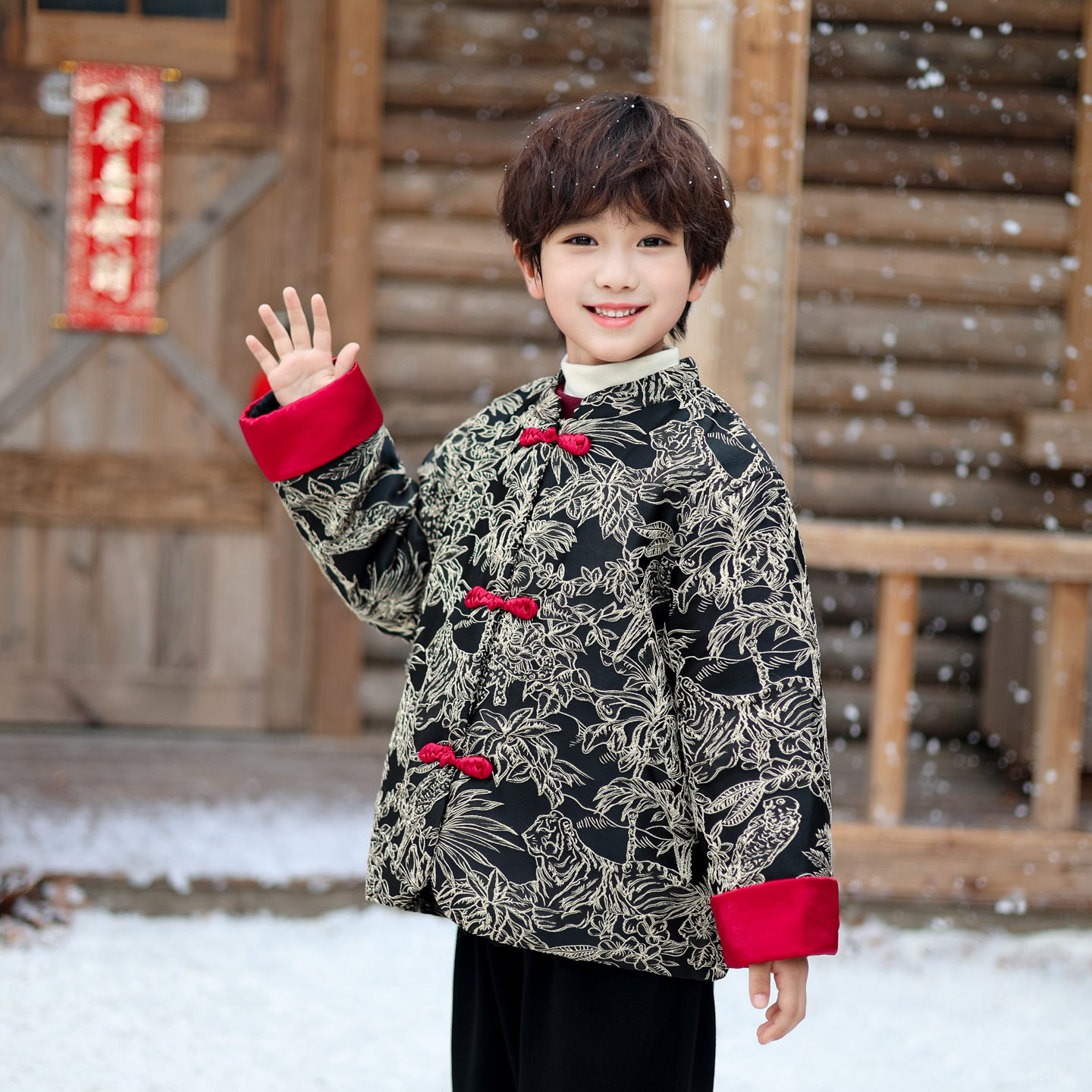 小男孩时尚炸街高端金丝绒拜年服