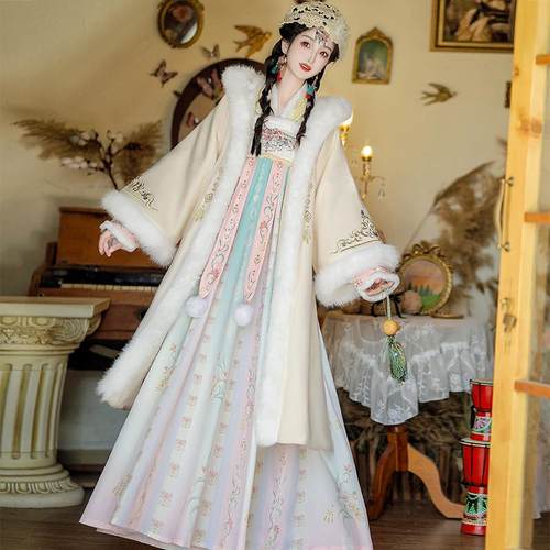 凝紫萱_落雪绵绵汉服冬加绒加厚