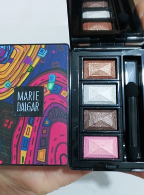 玛丽#dai～佳多米诺四色眼影盒眼影盘珠光大地色粉色桃花妆日常