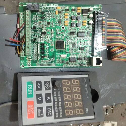 大元DR300-T3-011G/015P变频器 主板和操作面