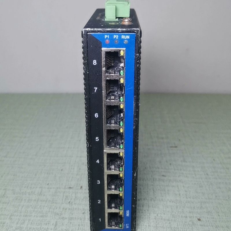 康海时代工业8口交换机 KHES500-8E-AD220
