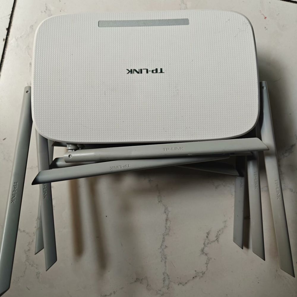 TP-LINK AC1200双频路由器WDR5620 带4根