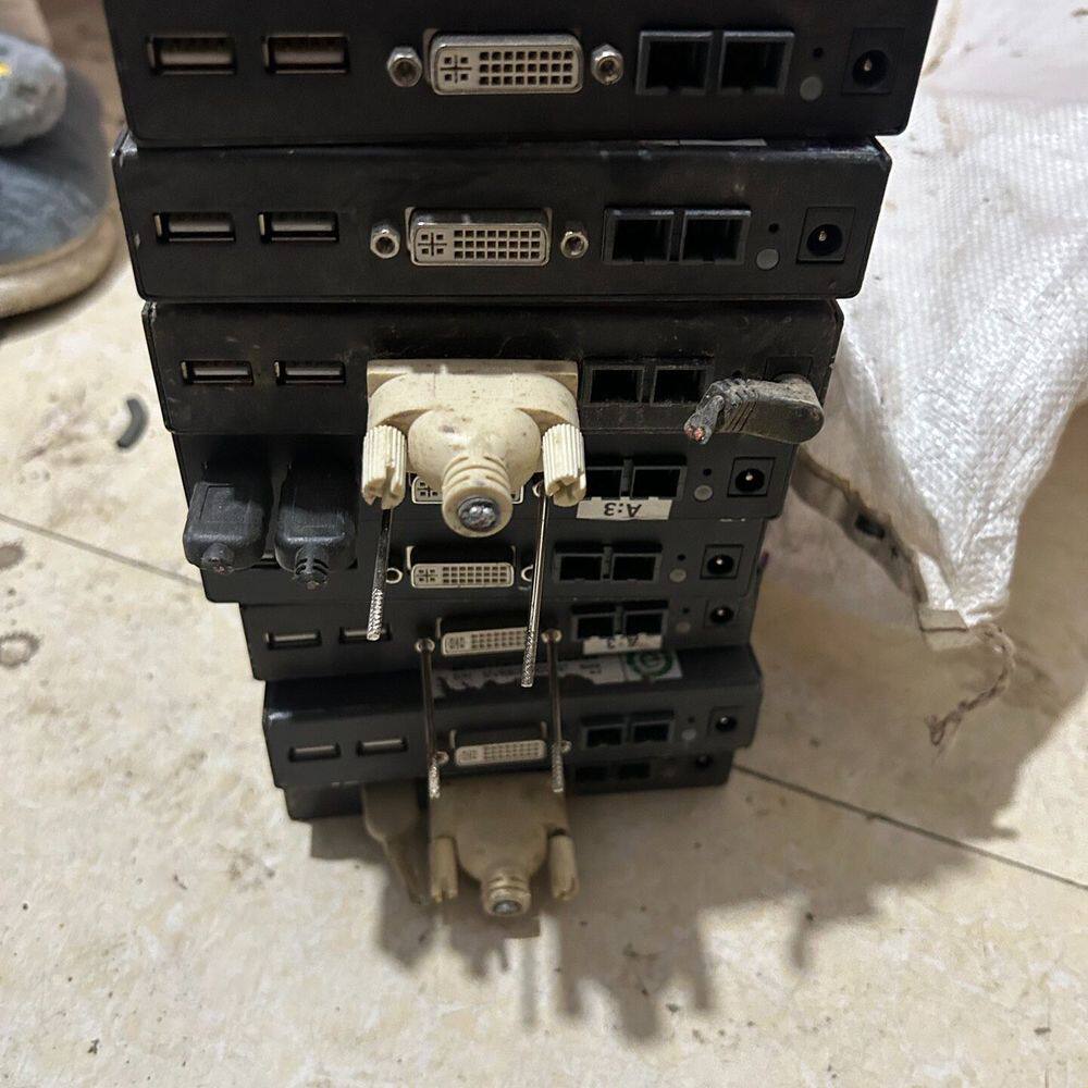 台湾瑞创Rextron FXDA-040S网线延长器切换器