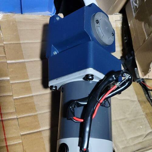 ZD MOTOR Z5D40-24GU直流减速电机