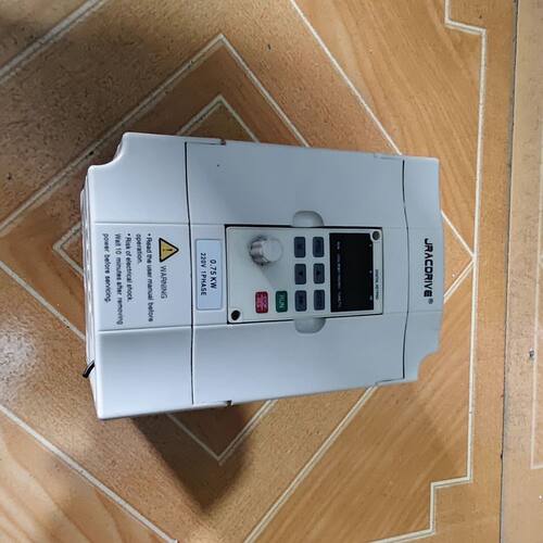 0.75kw佳乐变频器JAC580B-0R7G-S2-501