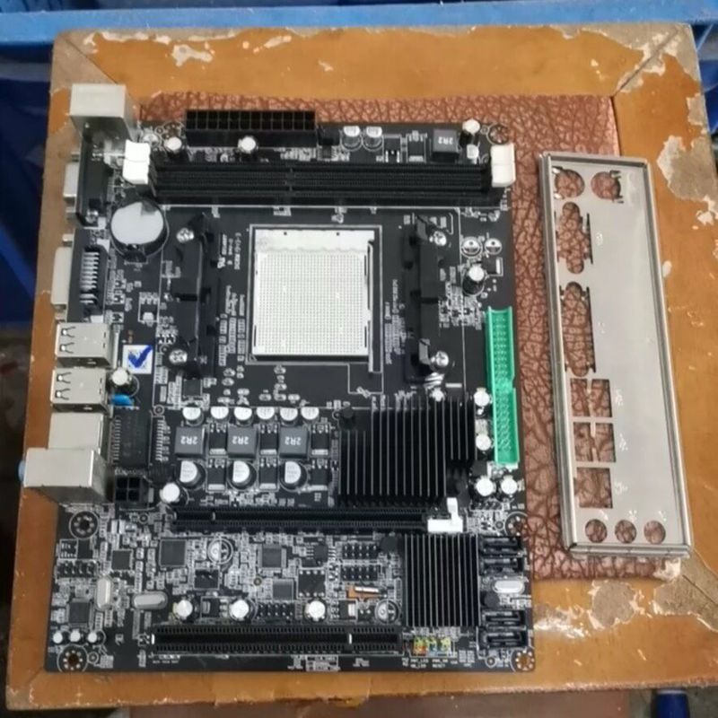 工包AM2主板+++++带挡板+++拆机主板+++如图实