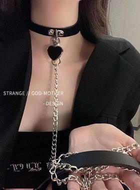 黑色爱心脖圈项圈狗链项链女锁骨链铁链带情侣趣夫妻味牵引绳反差