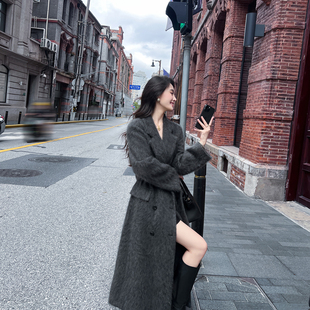 高级灰色拉毛羊绒大衣女2025冬季新款韩版设计感宽松气质毛呢外套