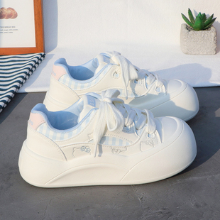 2026春季新款可爱卡通印花厚底面包休闲鞋女百搭学生板鞋运动鞋女