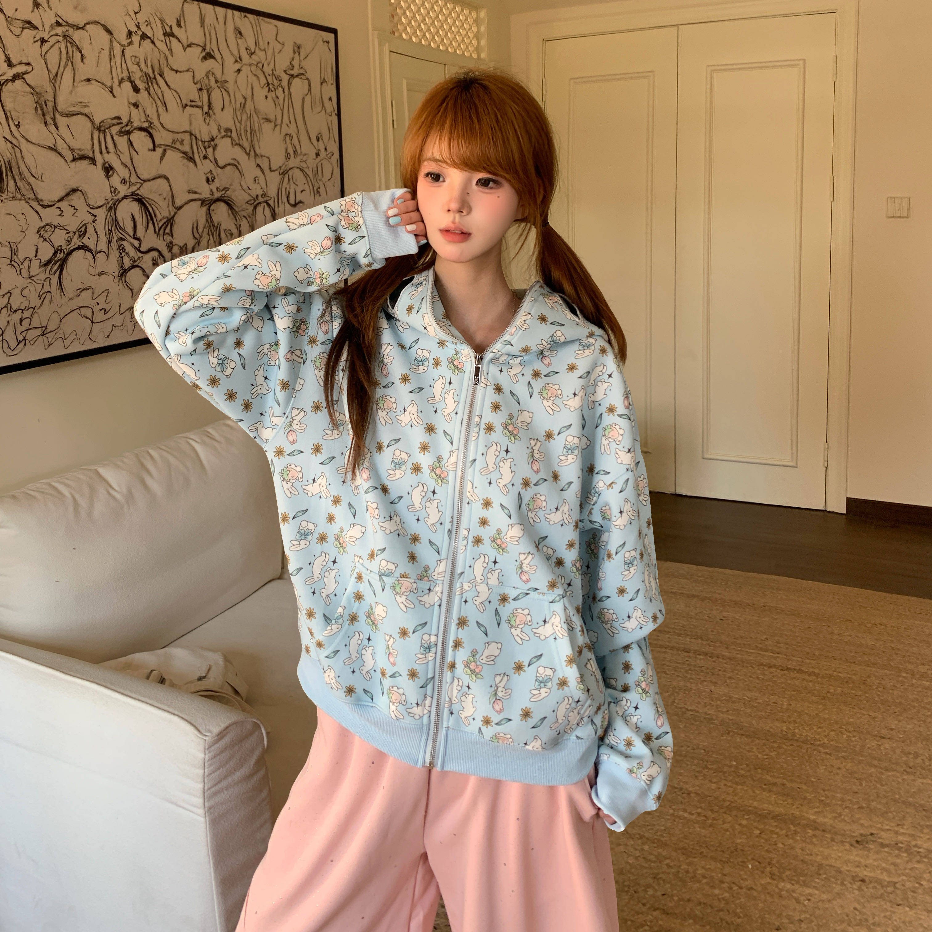满印碎花兔子连帽卫衣外套
