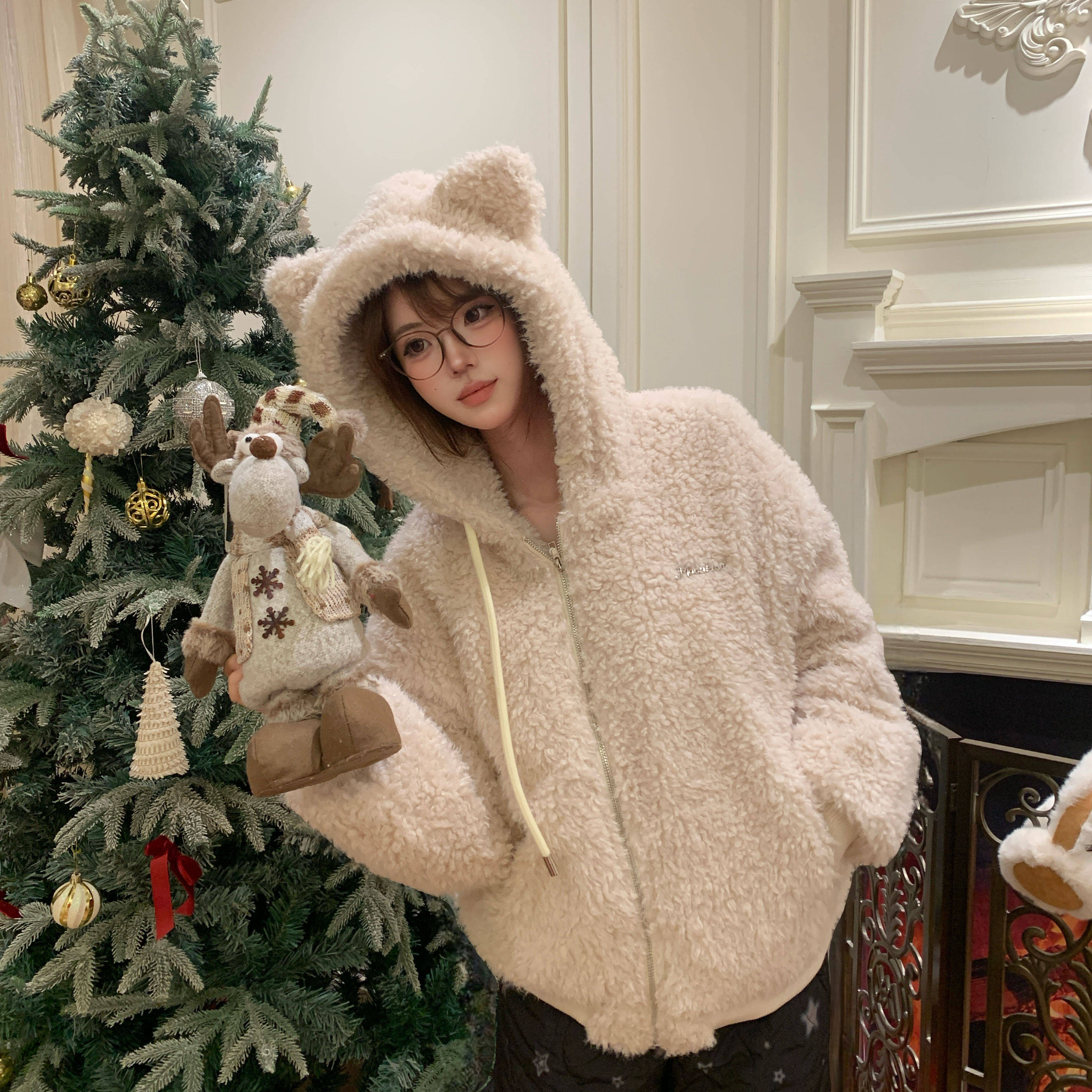 Amoeba原创可爱搞怪小熊耳朵连帽羊羔绒情侣棉衣冬季加厚外套女,女装/女士精品,棉衣/棉服,淘宝优惠券,粉丝福利购,淘宝优惠卷