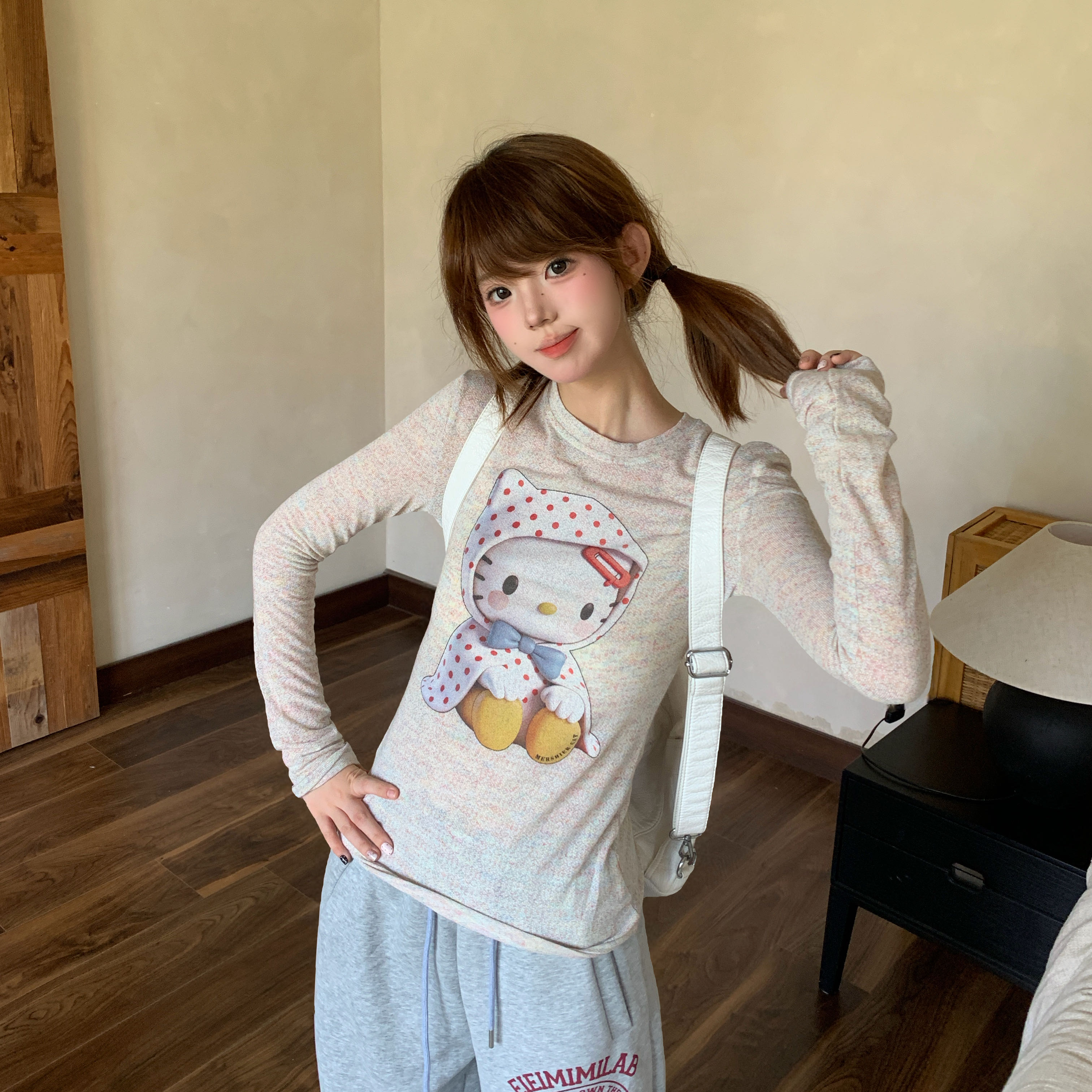 Amoeba甜酷彩纱波点KT可爱猫咪短款修身显瘦长袖T恤女早秋上衣