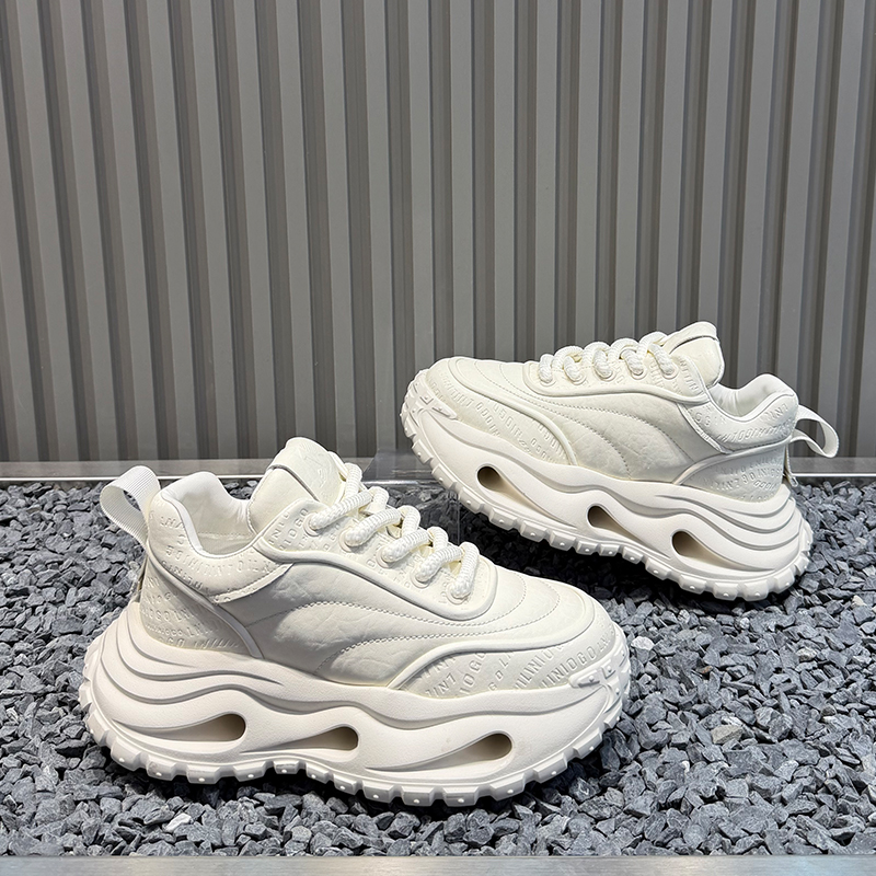 2025冬季新款时尚休闲鞋