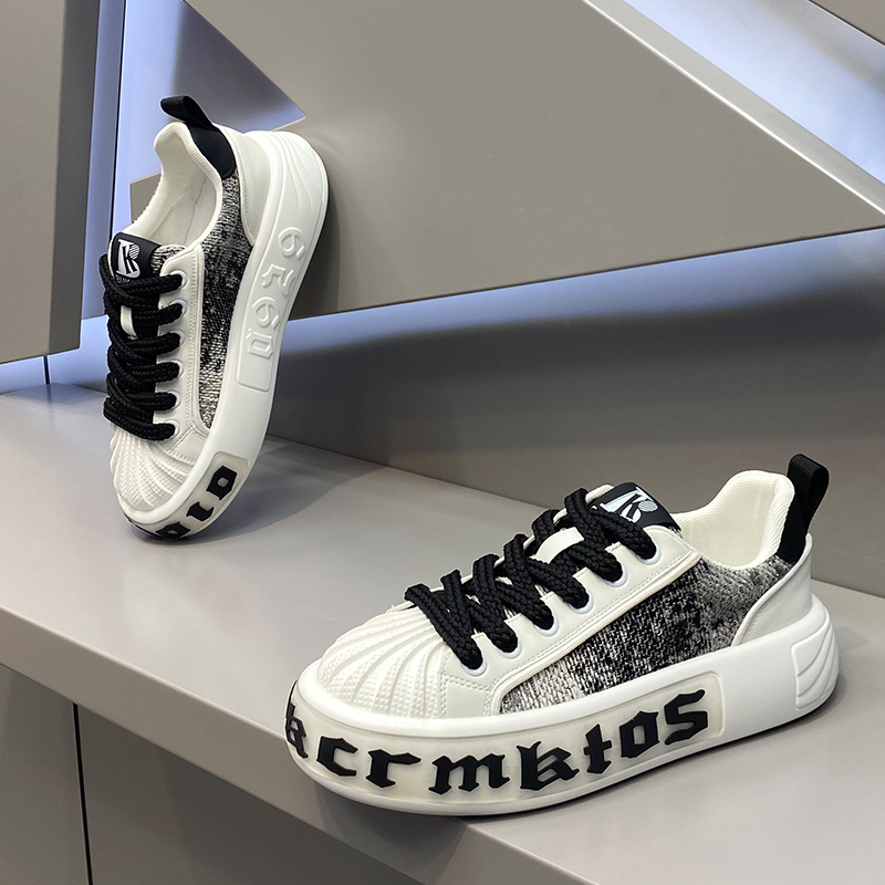 2025新款夏季透气刺绣帆布板鞋