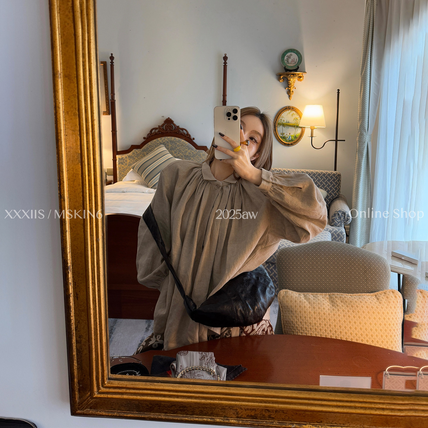 亚麻衬衫女复古文艺娃娃领灯笼袖