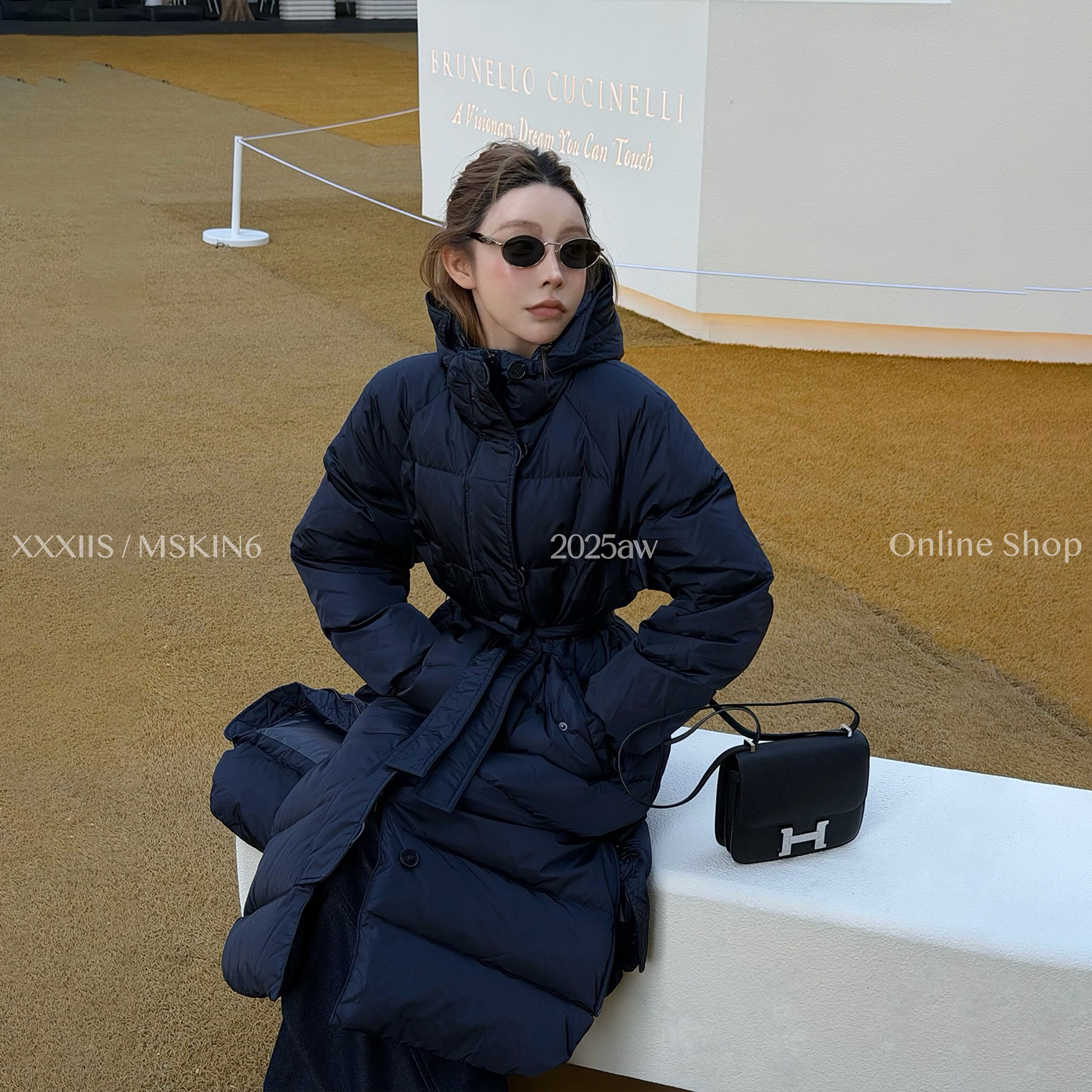 藏蓝连帽长羽绒女90白鸭绒