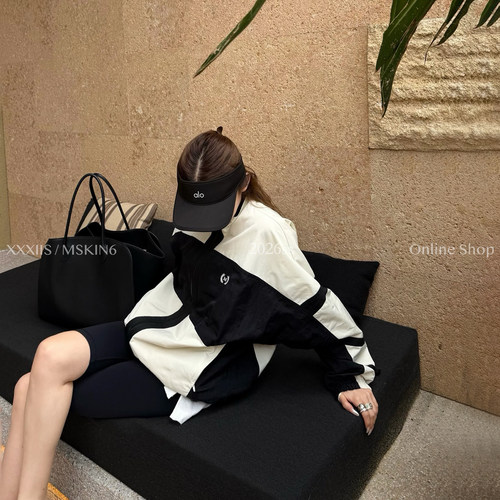 黑白撞色冲锋衣女春夏新款休闲
