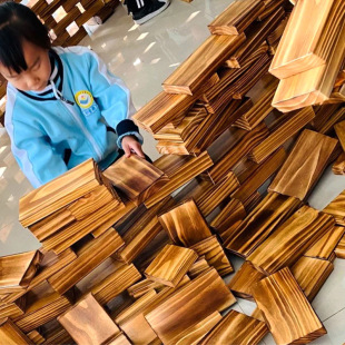 戶外大型幼兒園戶外建構(gòu)碳化木制積木搭建兒童玩具幼兒園教具木質(zhì)