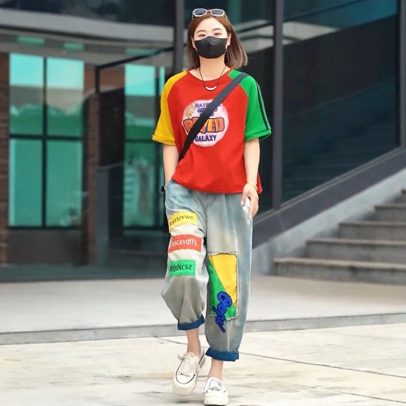 2025年夏季新款拼色印花棉短袖T恤+撞色水洗薄款牛仔哈伦裤两件套,女装/女士精品,时尚套装,淘宝优惠券,粉丝福利购,淘宝优惠卷