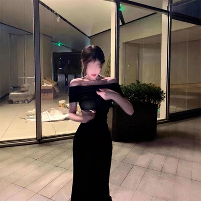 性感御姐黑色一字领修身连衣裙