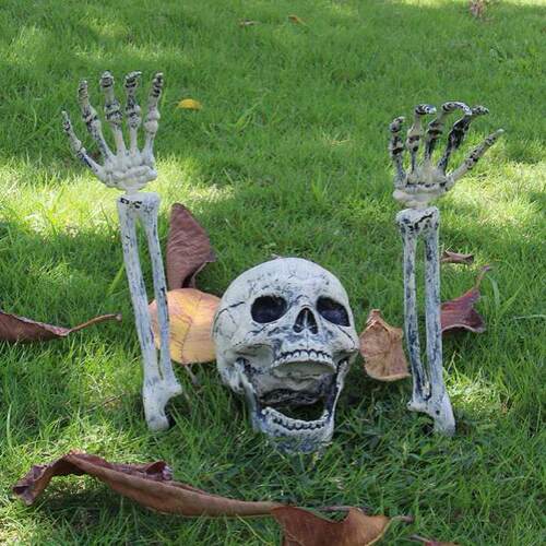 HalloweenPlasticSkeletonHand