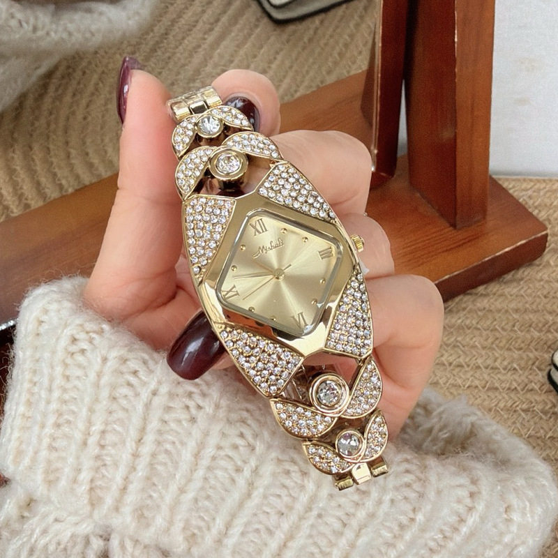 米莉莎轻奢满钻手表小众个性满天星气质镂空手镯式异形女士手表