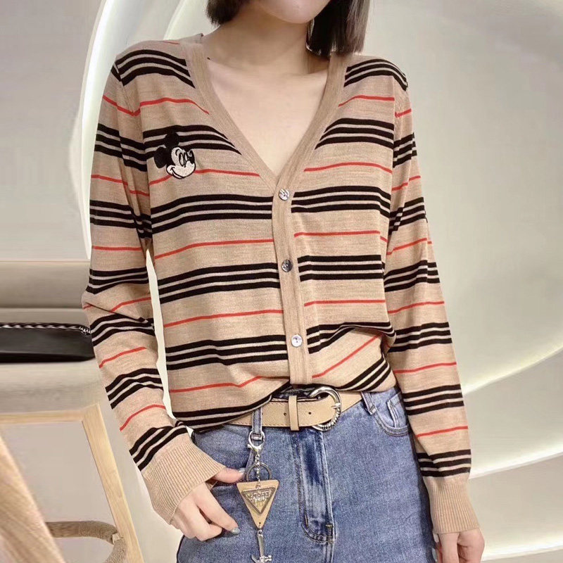 阿瑪施旗舰店官网2020秋新款修身毛衣V领条纹羊毛针织开衫女外套