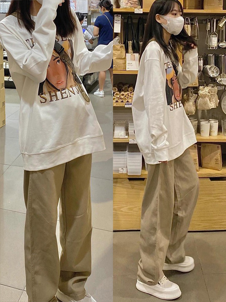 卡其色直筒牛仔裤女春秋阔腿裤子