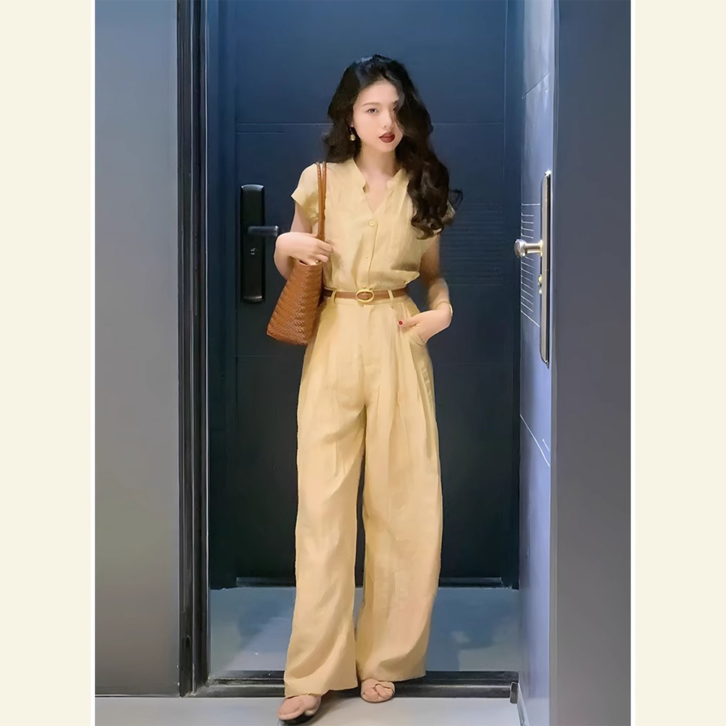 RIERA休闲气质通勤套装女2025夏季黄色V领正肩上衣阔腿裤高级感两