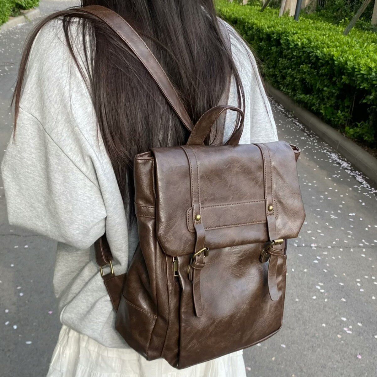日本进口废土风双肩包高级感百搭旅行背包复古时尚大容量学院风