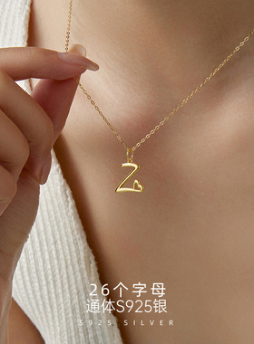 26个英文字母吊坠项链925纯银欧美跨境热销爱心锁骨链简约颈链女
