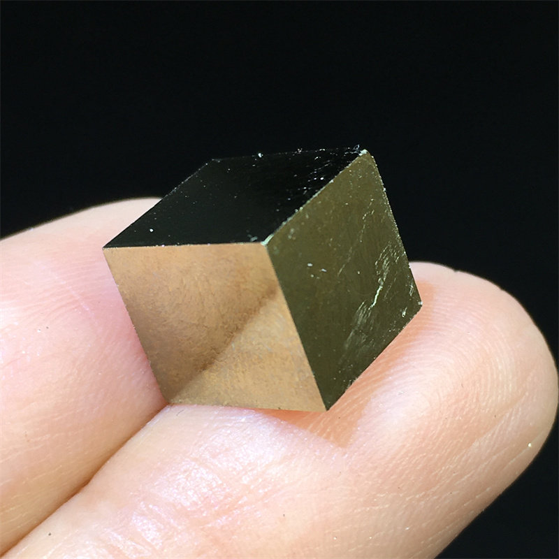 天然西班牙原石黄铁矿观赏小摆件