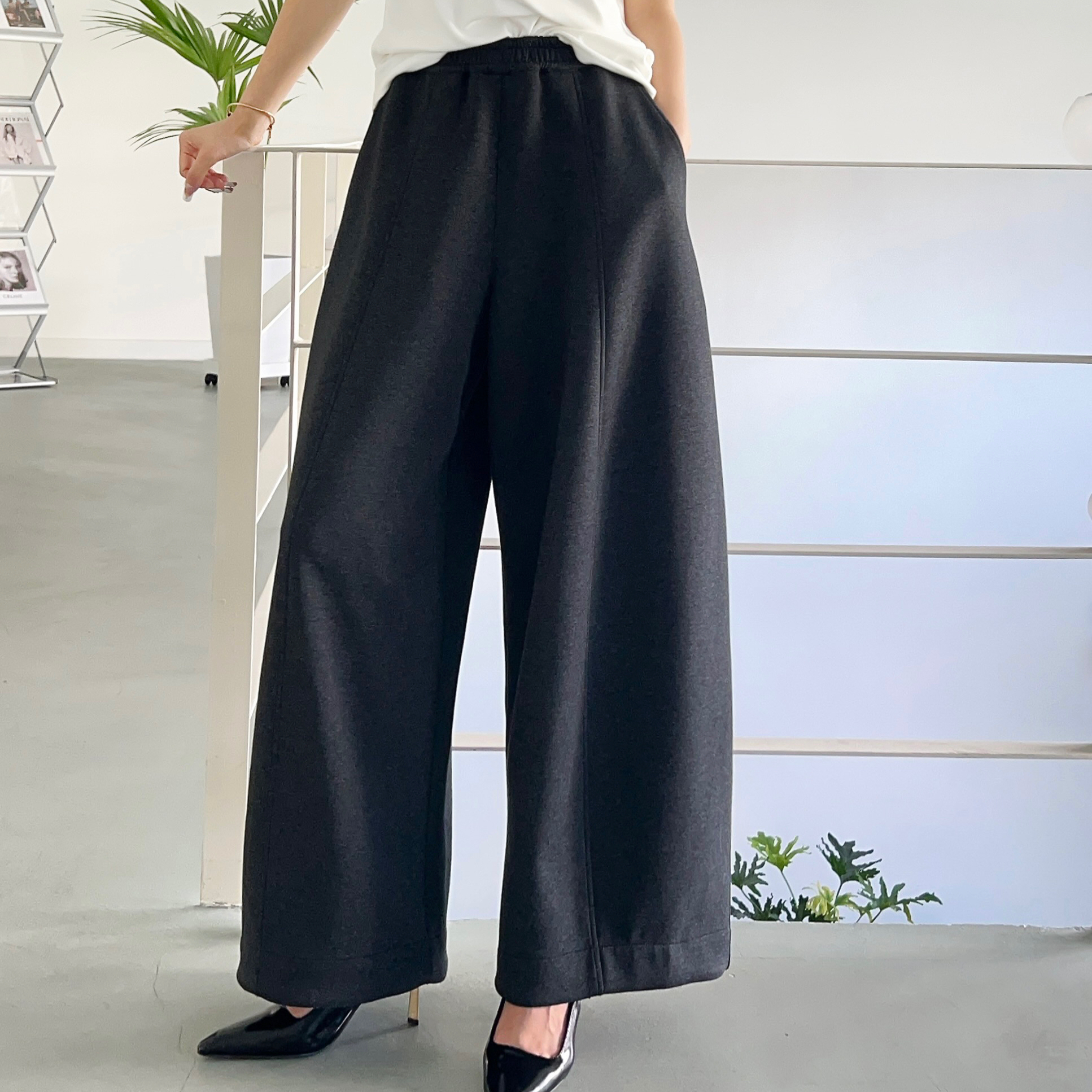 砂洗空气层弯刀裤女秋冬新款高腰显瘦宽松阔腿裤杨桃廓形裤