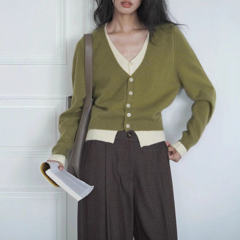 假两件上衣高级感绿色毛衣新款