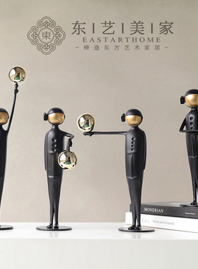 现代简约轻奢金属人物雕塑摆件样板房售楼处客厅玄关柜桌面装饰品