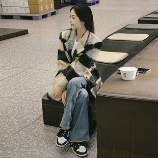 格子西装毛呢外套女2025年新款加厚赫本风秋冬小个子短款呢子大衣