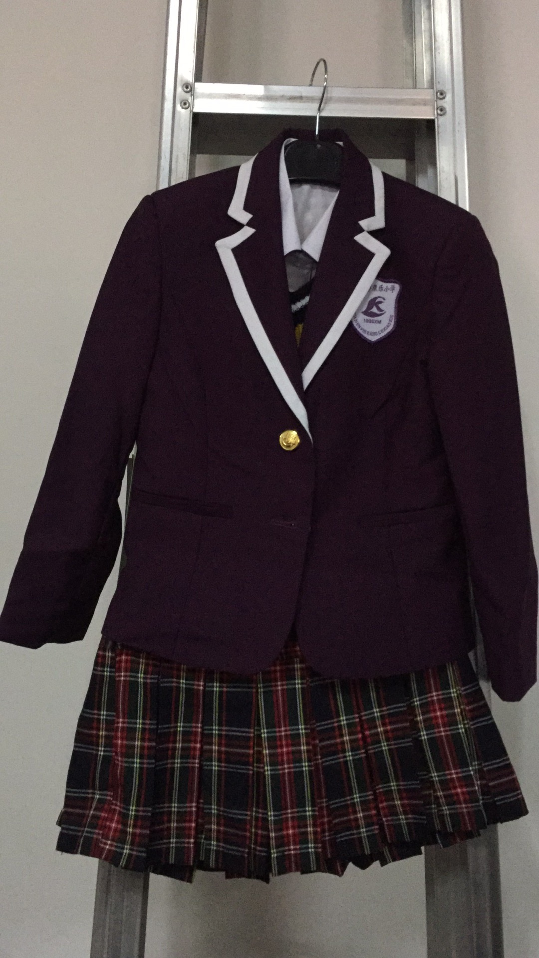 热卖厦门市校服康乐小学女生冬装制服