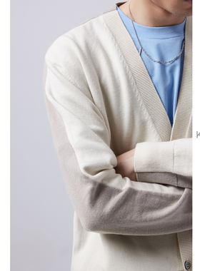KUYIOU/软糯百支山羊绒 前后拼色细V领落肩羊毛针织开衫男 Z25