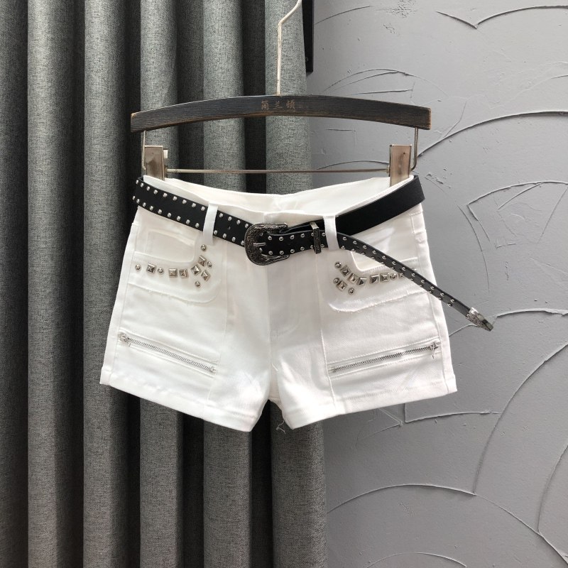 个性低腰性感牛仔短裤女