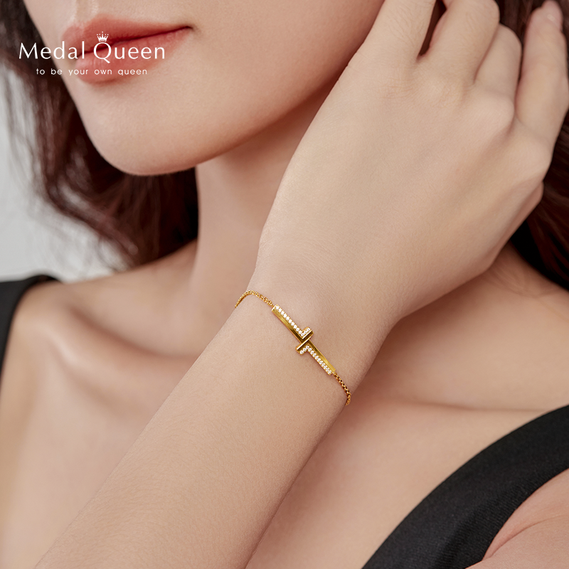 L字母手链女生礼物钛钢镀厚金