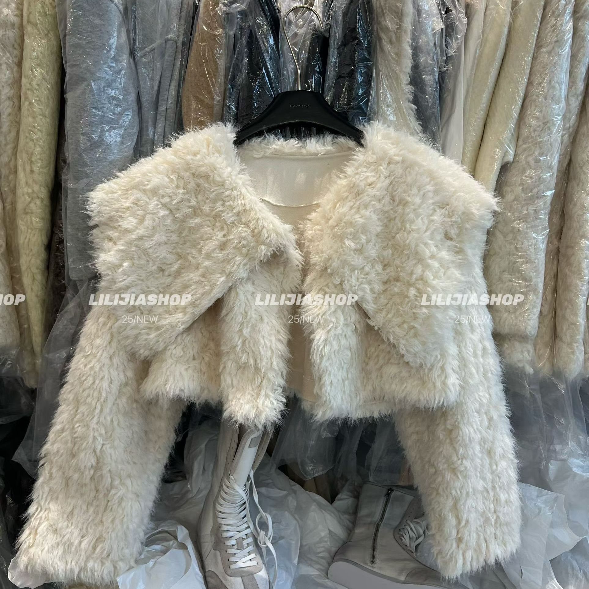 韩版时尚皮毛一体短款外套